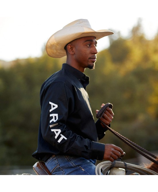 Ariat - Team Logo Twill Fitted Western Shirt