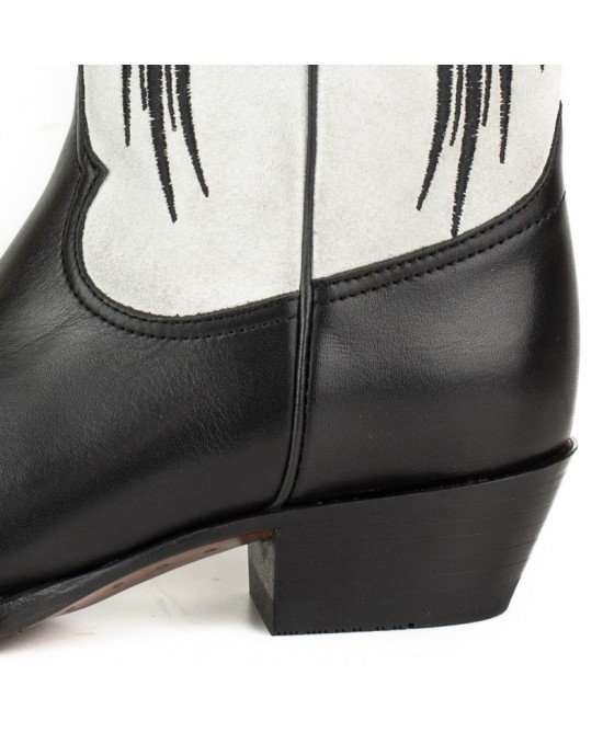 Mayura Wings 2666 Black Nappa White Split Suede