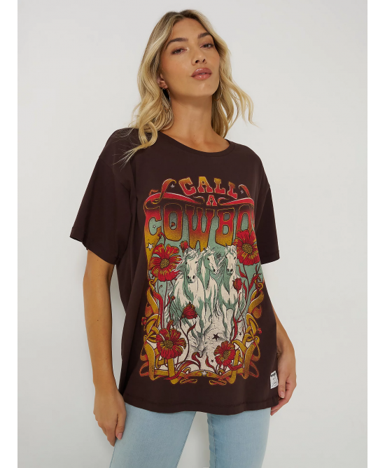 Wrangler - Lainey Wilson Call A Cowboy Oversized T-shirt