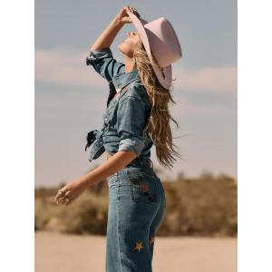 Wrangler - Lainey Wilson Embroidered Wide Leg Jeans