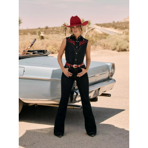 Wrangler - Lainey Wilson Flare Jeans