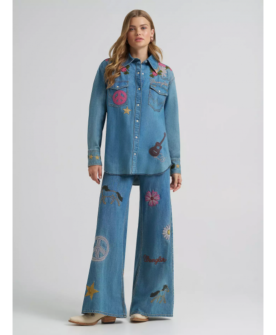 Wrangler - Lainey Wilson Embroidered Flower Shirt