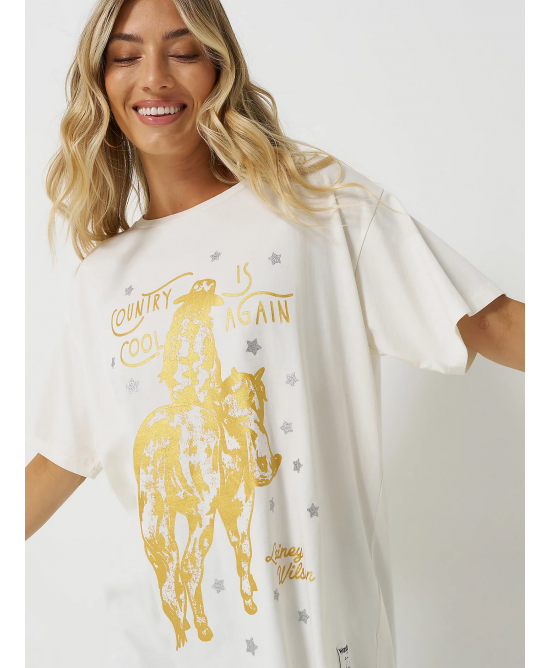 Wrangler - Lainey Wilson Country Is Cool Oversized Tee Wrangler - Lainey Wilson Country Is Cool Oversized Tee